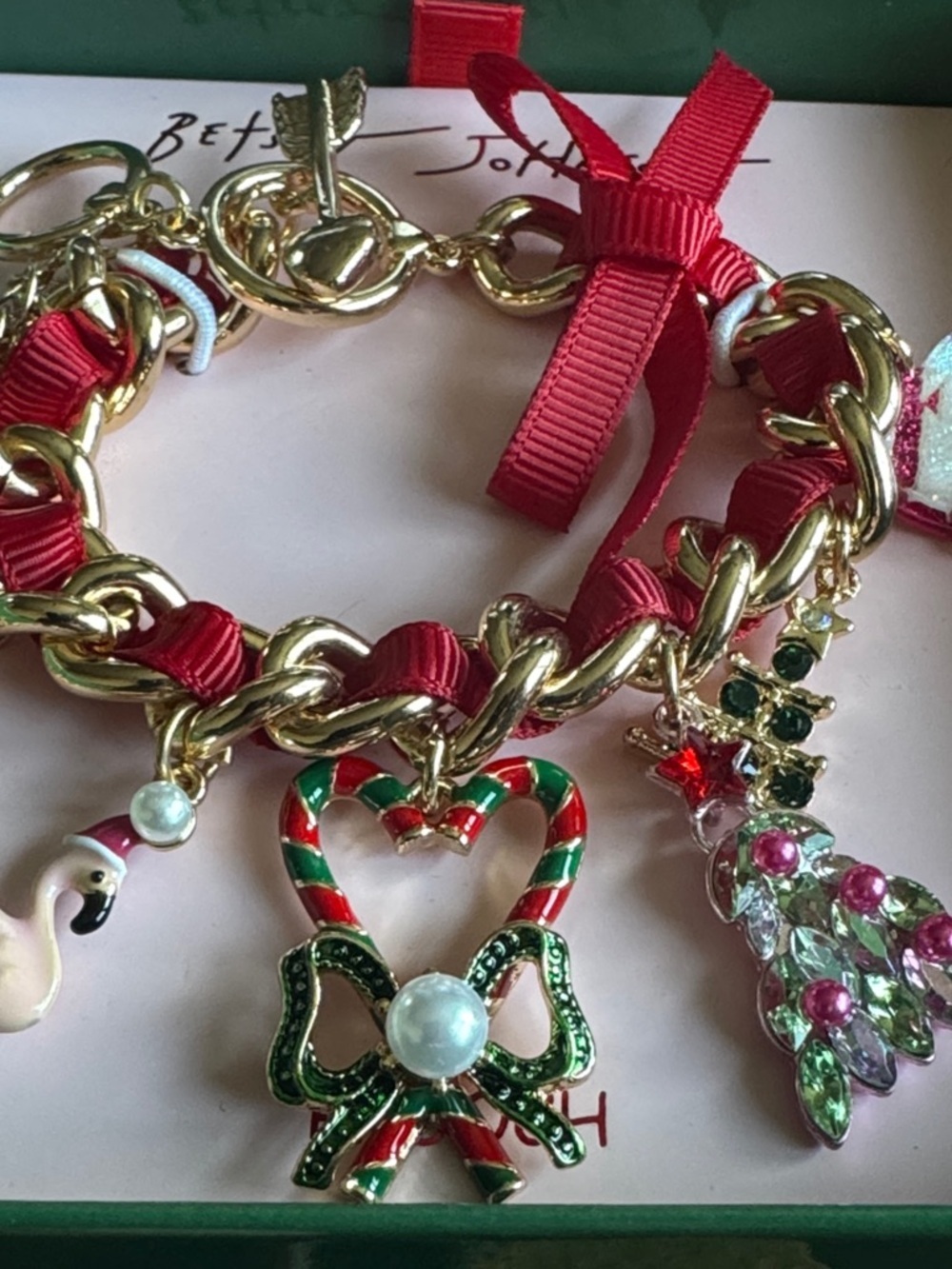 Betsey Johnson Red Ribbon Gold-Tone Christmas Charm Bracelet - Picture 6 of 7
